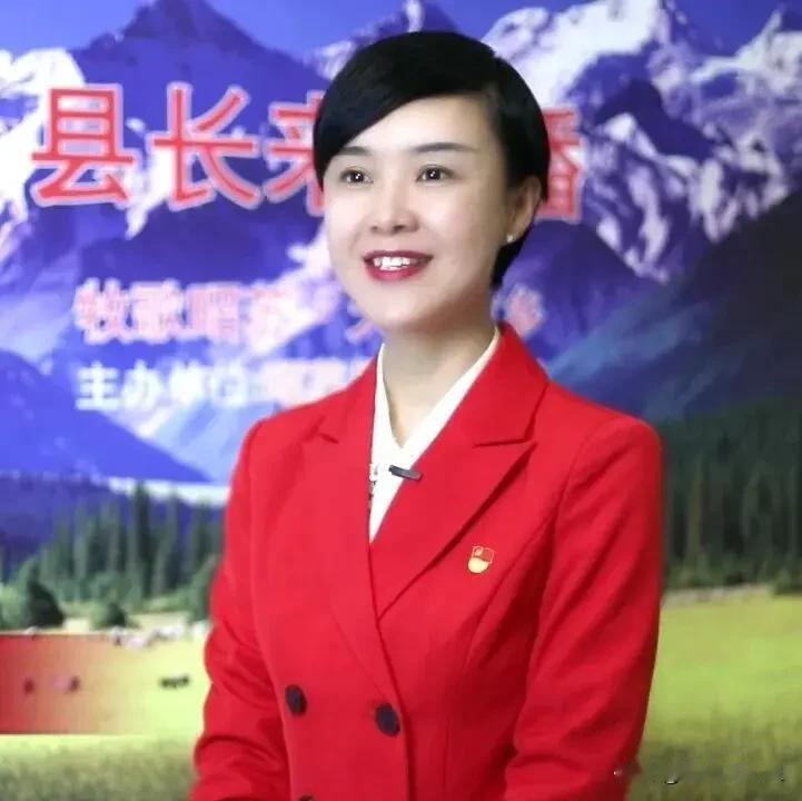 新疆维吾尔自治区人社局发布
自治区事业单位最高级别的奖励
追授根边疆27年
“雪