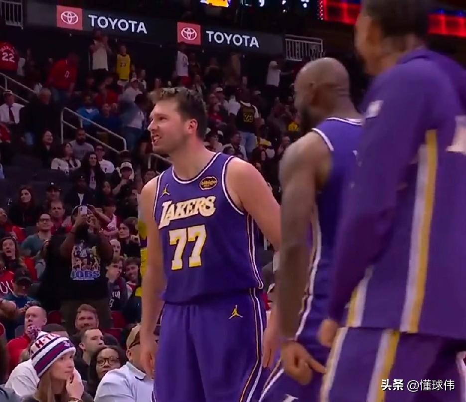 好样的！东契奇谈詹姆斯：

“勒布朗是本场比赛最佳球员。”

“没有他。”

“