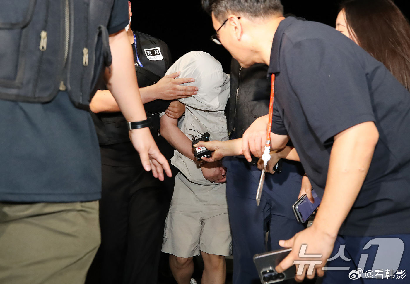 【速报】在韩失联女生已遇害 犯罪嫌疑人被押送到警局！！！[抓狂]🔥韩联社确认犯