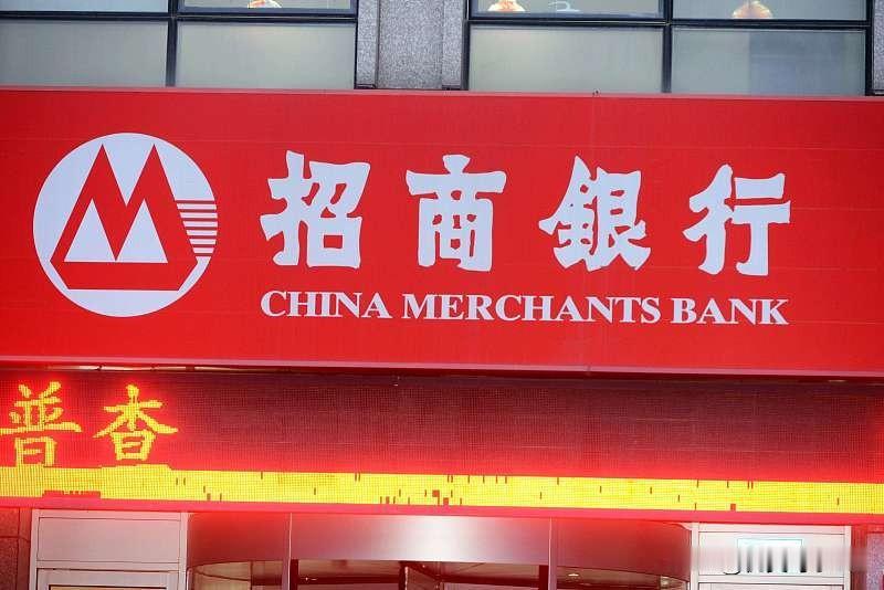 同时聊聊你的今年的财富愿望。(如！坚持长期稳健配置。稳步储备家庭备用资金。)我自
