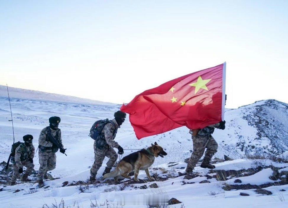 清晨，第一个祝福送给战斗在一线的戍边卫士！——他们坚守岗位，顶风冒雪练兵备战；他