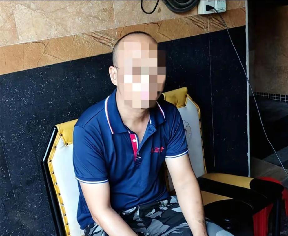唉，上门女婿的苦谁懂啊！

这位广东男子，当初为爱当上门女婿，婚后努力赚钱养家，