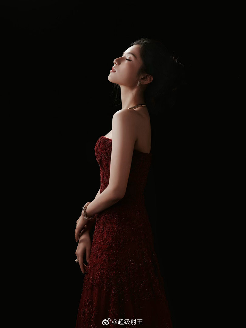 张婧仪❤️ 