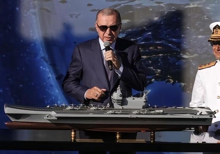 埃尔多安称，已经开始建造300米航空母舰，它将成为TCG Anadolu号的大哥