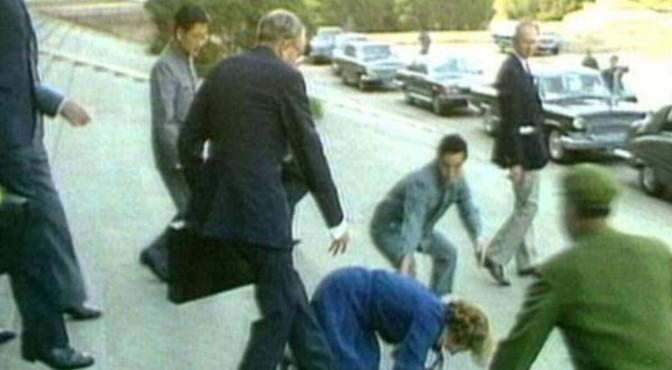 据说1984年与英国进行谈判时，我国生怕英国会为了香港与我们开战，但没想到英国竟