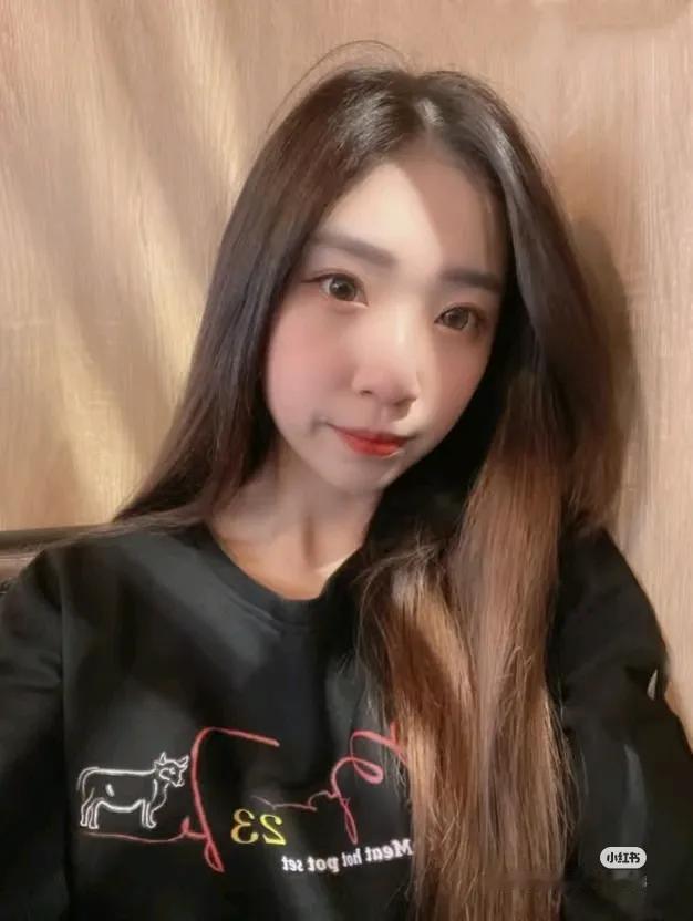 话说大马近几年就推出了许多样靓身材正，气质也相当不错的新晋博主，而心如就是其中之