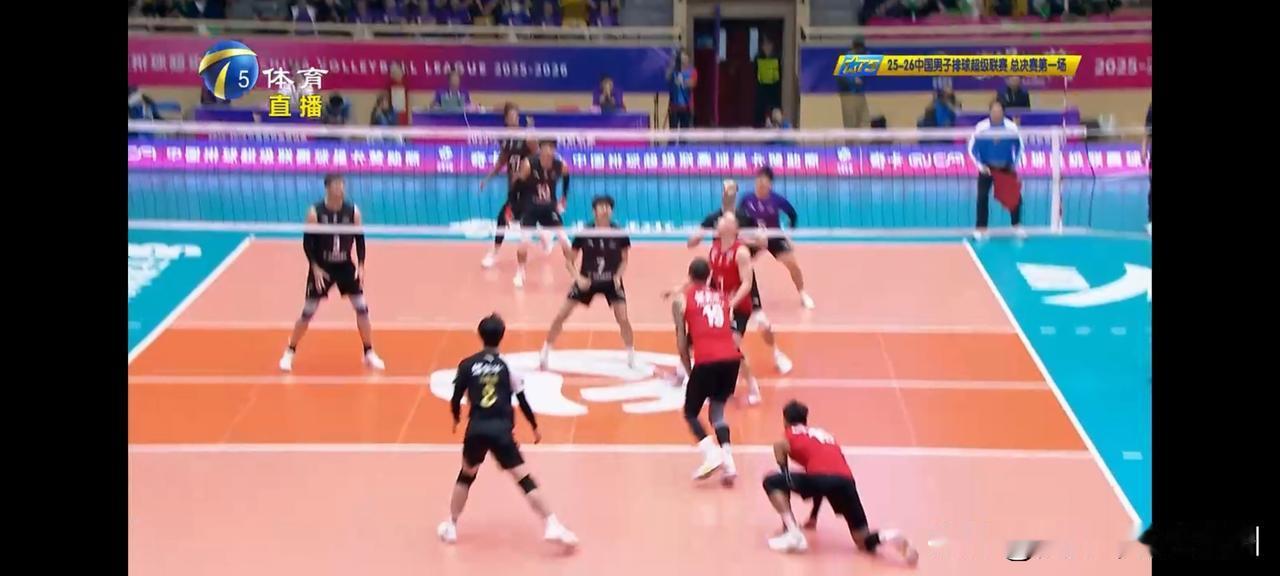 随笔。
   排超决赛。
    天津男排对保定。
    真没想到天津男排大比