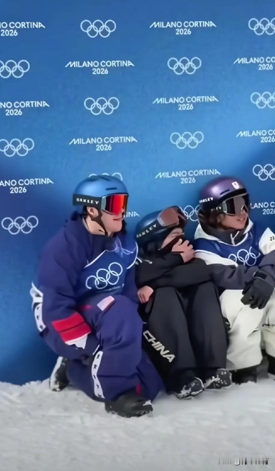 这可能是中美日关系最好的一次，以前没有，以后也不会有了。中美日经济