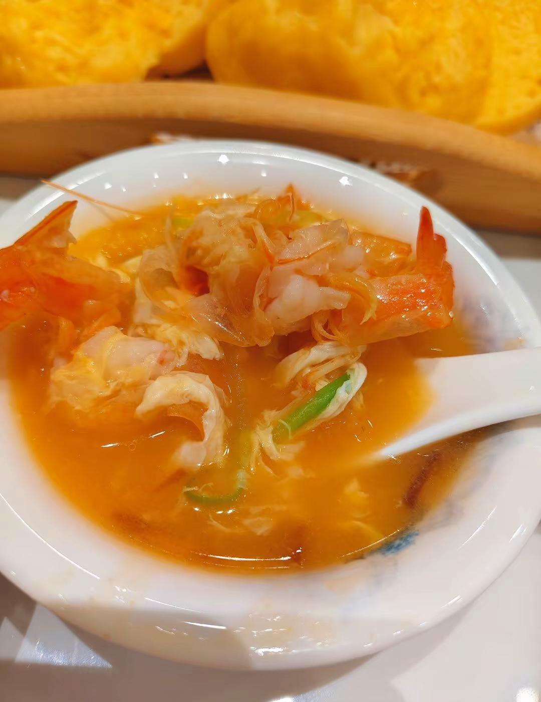 “平安 是顶级的富贵局 ，别嫌日子沉闷 ，那不是平庸 ，是岁月静好”