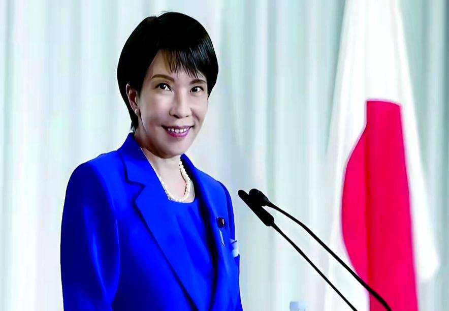 日本警告中国，要求中国必须接受南海仲裁结果！7月12日，根据日媒报道，日本外务大
