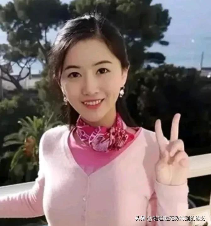 关注翟欣欣敲诈勒索前夫案整整八年，终于等到了那纸判决——12年有期徒刑，这口憋了
