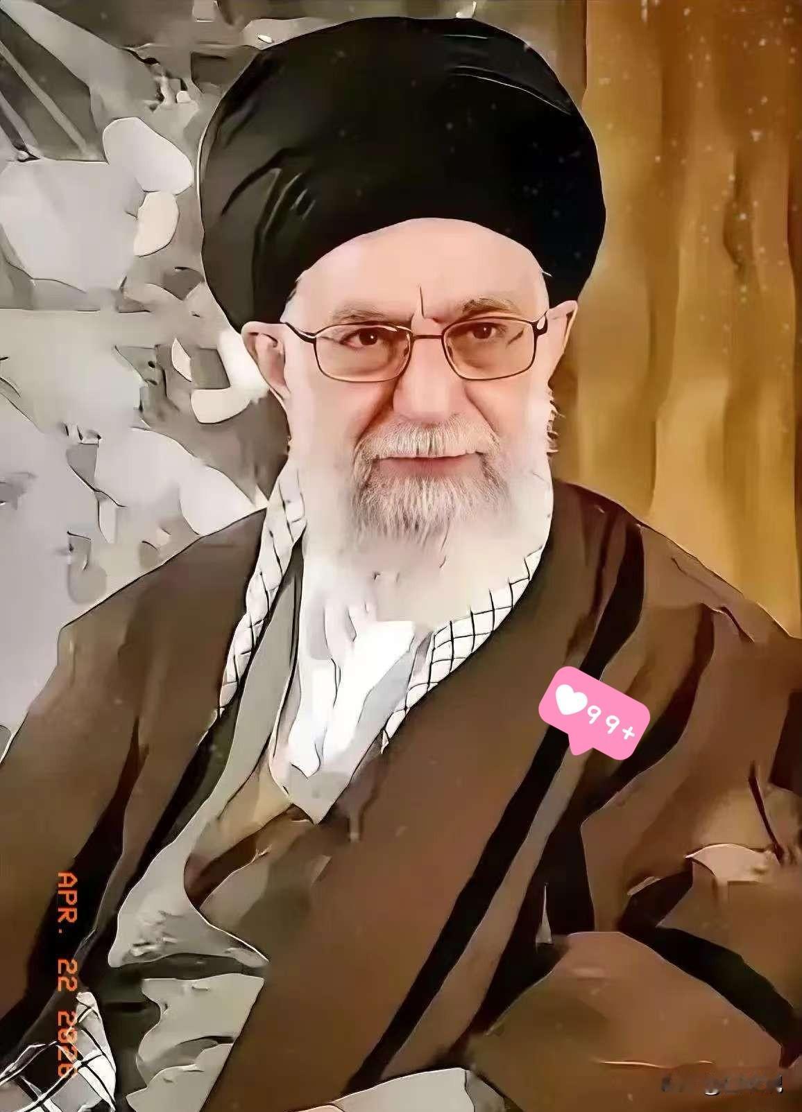 伊朗硬气啊
4月21日晚，伊朗首都德黑兰卡德尔广场，一枚“卡德尔”中程弹道导弹赫