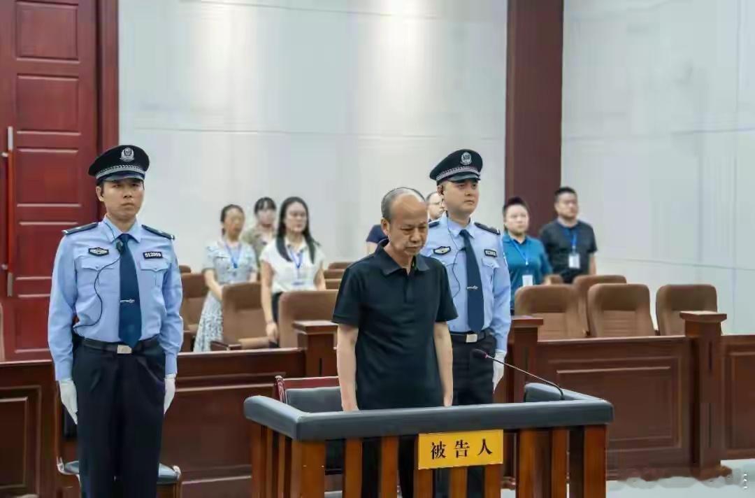【受贿8161万余元，四川省人大监察和司法委员会原主任委员郑东风获刑15年！】2