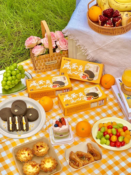 救命！咸蛋黄流心派直接让露营卷出新高度了！