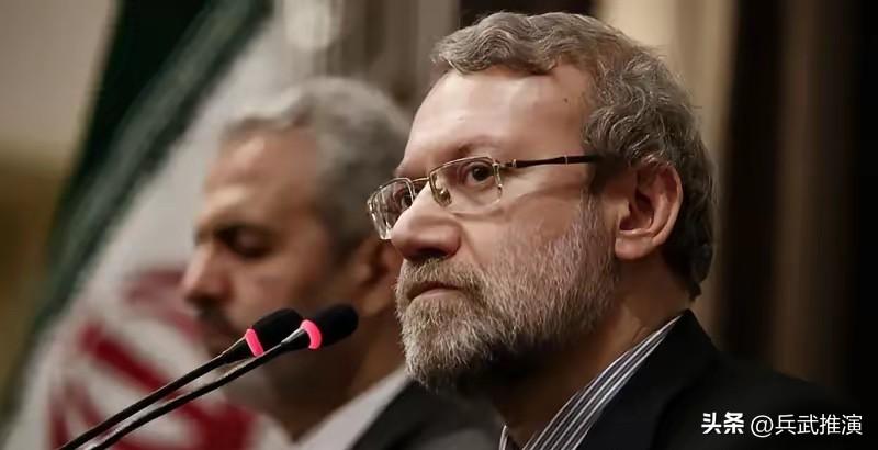 拉里贾尼死了，死在执行一次家庭拜访的途中！

这事根本不是内奸泄密，也不是敌人手