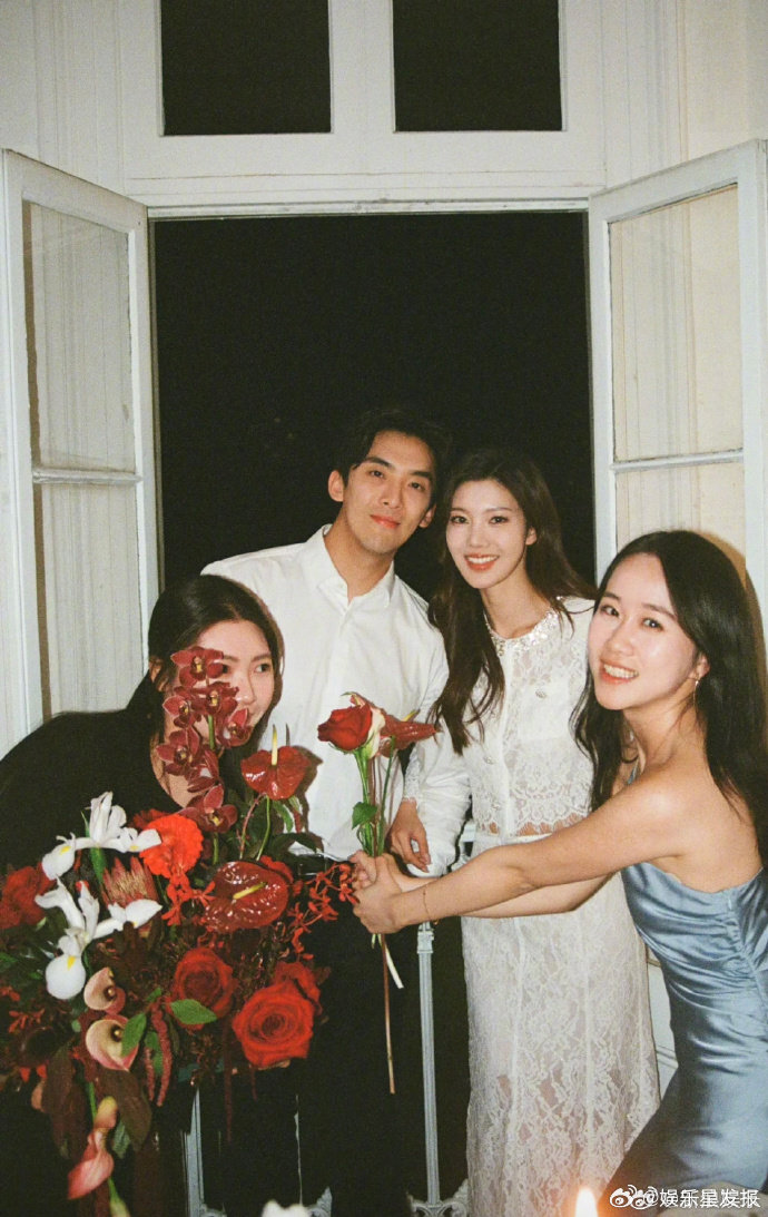 郭旭蔡昆廷结婚蔡昆廷郭旭结婚 7月5日，晒照官宣结婚喜讯，蔡昆廷激动表示：“娶到