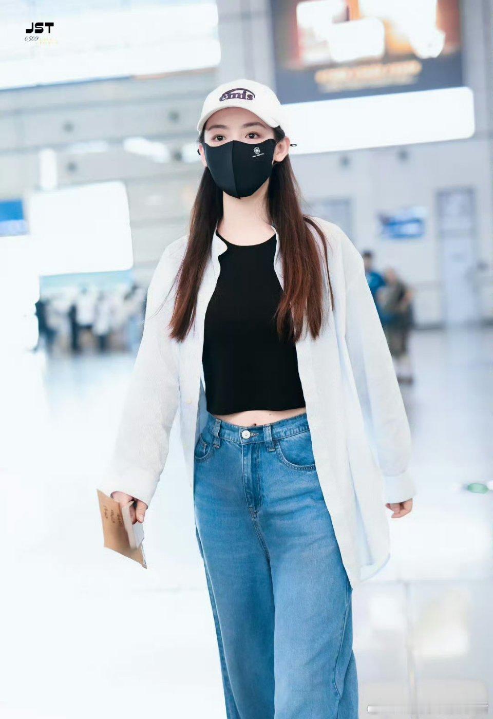 陈丽君上海机场路透 ​​​