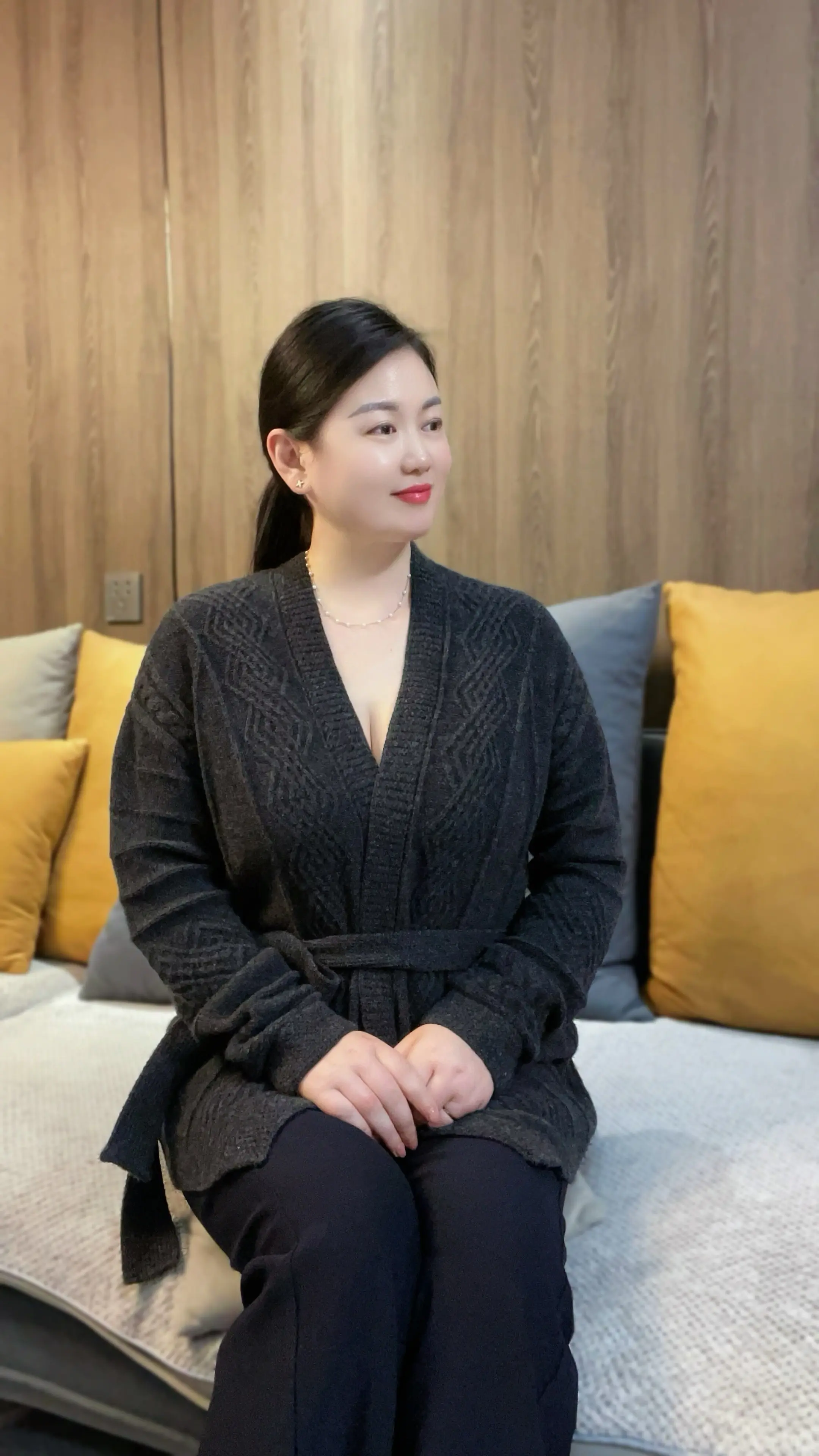 其实感情不伤人，伤的都是重感情的人，爱上一个人没错，错的是没有遇见珍惜...