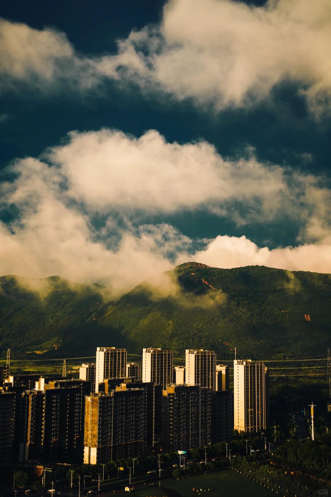 苏州也有山景❗雨后来大阳山看云卷云舒❗