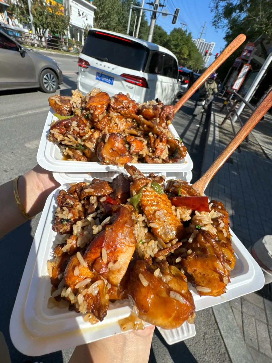 沈阳！小破胡同里！便宜好吃！！！！！