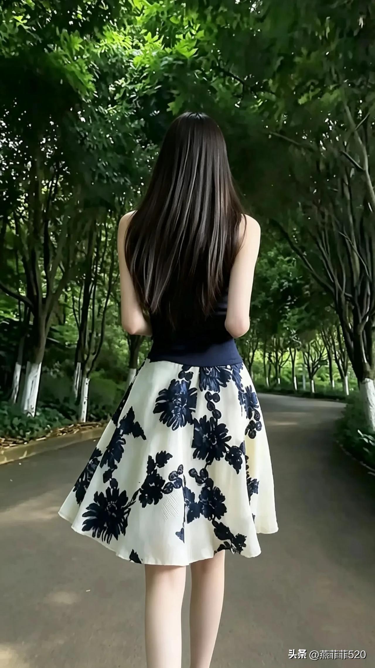 被闺蜜拉去当僚机：妖艳妆上线，姐豁出去了💄

昨天下午
小贾电话突然炸过来：