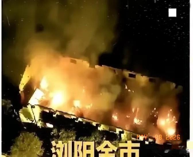 浏阳这波停产，最难受的不是机器安静了，是账本一下子炸了。烟花厂最怕的就是断转，机