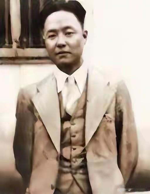 76号这个地方，说穿了就是抗战时期钉在上海沦陷区的一颗毒瘤。
当年这里是汪伪特工