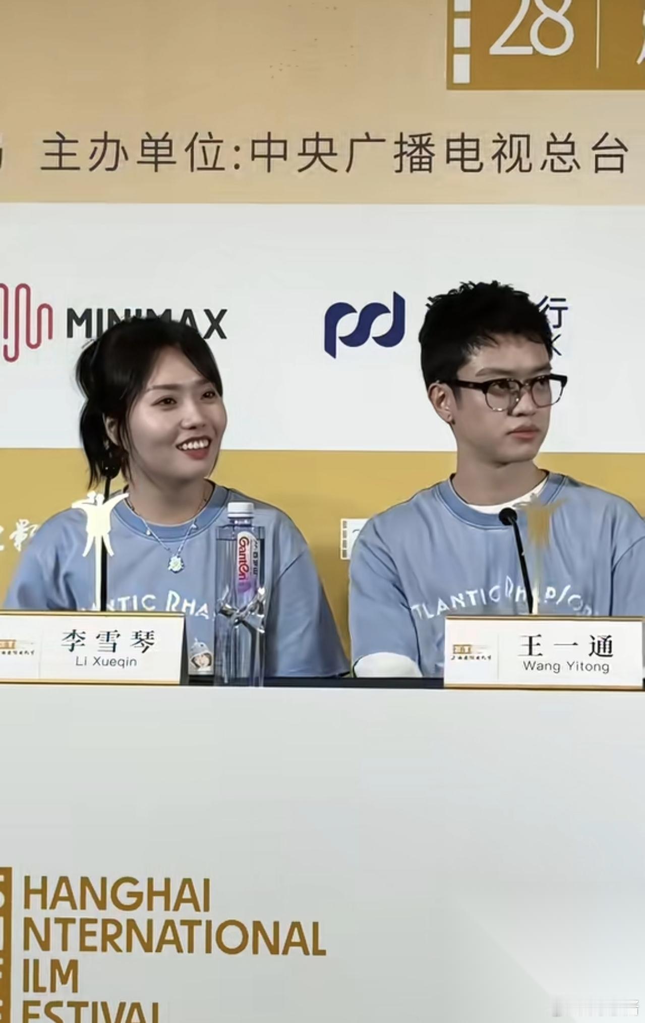 李雪琴居然谈恋爱了，男朋友叫王一通，是一个不怎么有名的导演。 现在觉得李雪琴的这