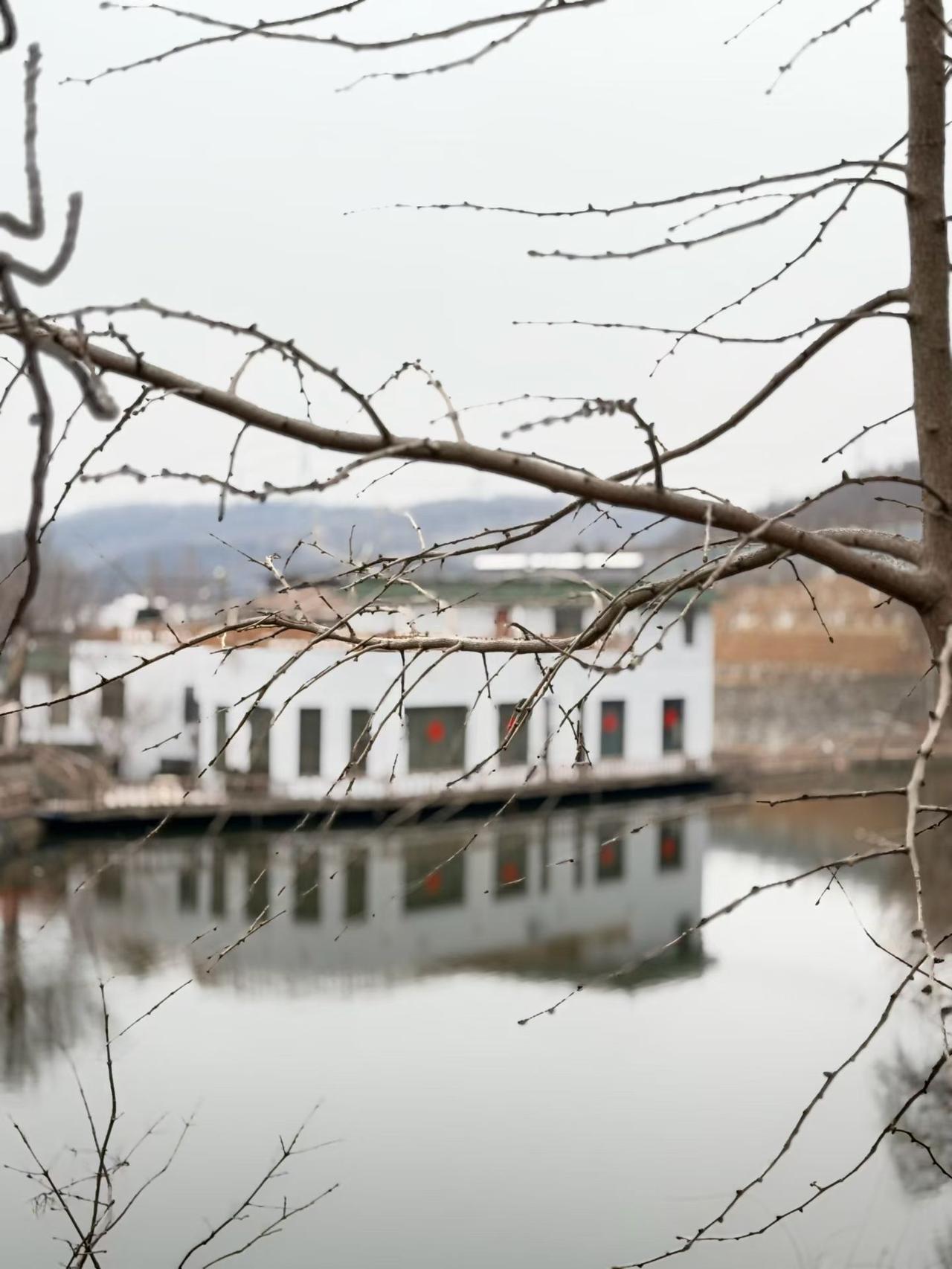 你有没有想搞点副业，在“拍短视频、摆地摊、接私活”之间来回纠结，半年过去啥也没干
