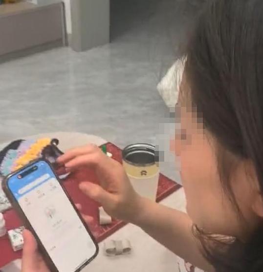 “离大谱！”安徽，女子申领失业金，被拒，她惊讶发现，自己5分钟被注册了10家广州