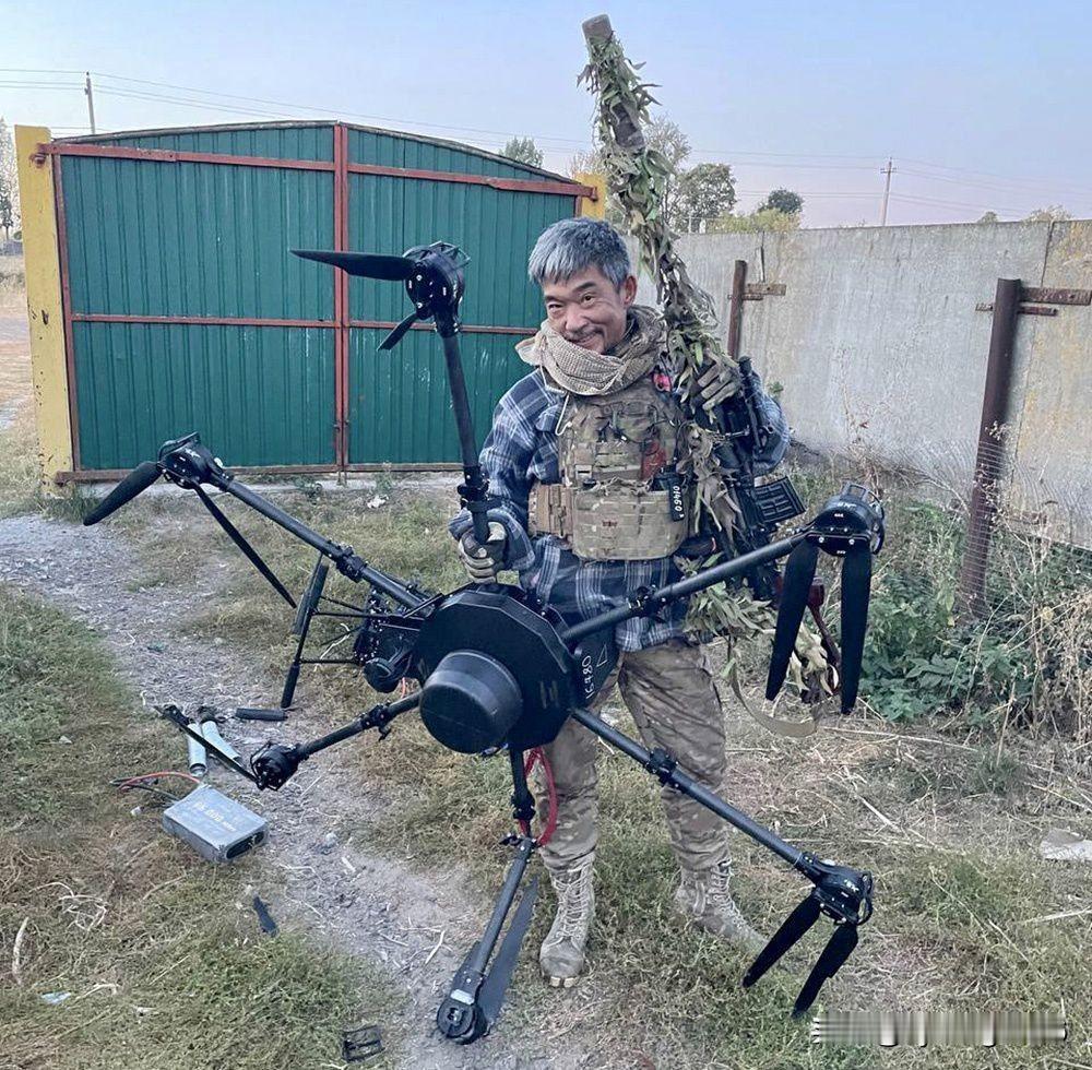 🇯🇵🇷🇺日本志愿者金子大作“丹亚”在俄罗斯武装部队服役

战争似乎会让人