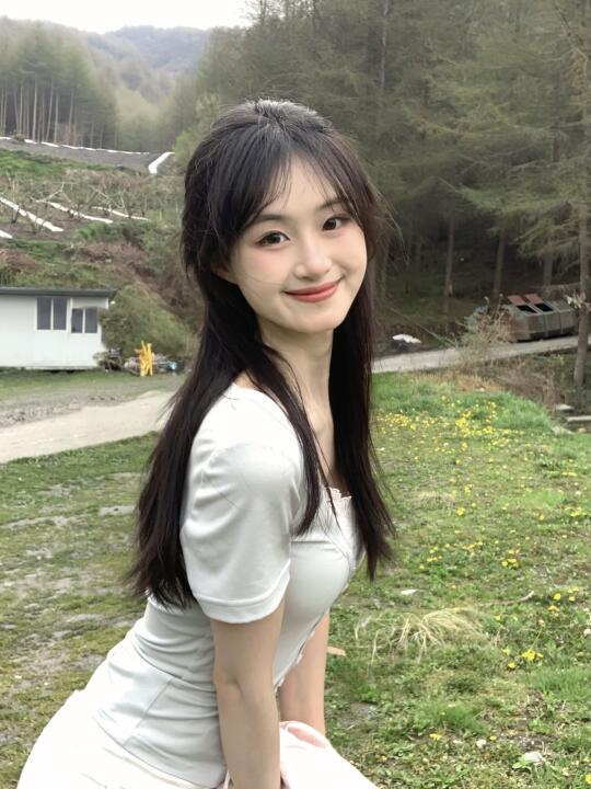 啊啊啊二选一！选哪一组发朋友圈呀