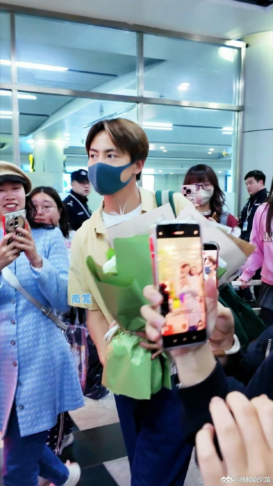 孙怡马天宇初见面镜头被切🎊乘风2026初见面名场面来啦!马天宇自带趣味横幅登场