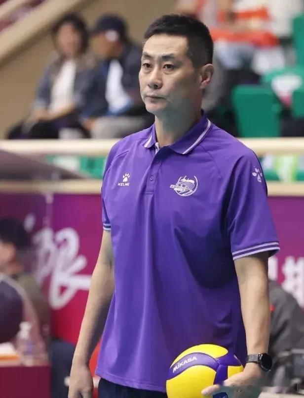 随笔。
  全锦赛。
  天津女排无缘四强。
  这个不是重点，输赢现在看得也淡