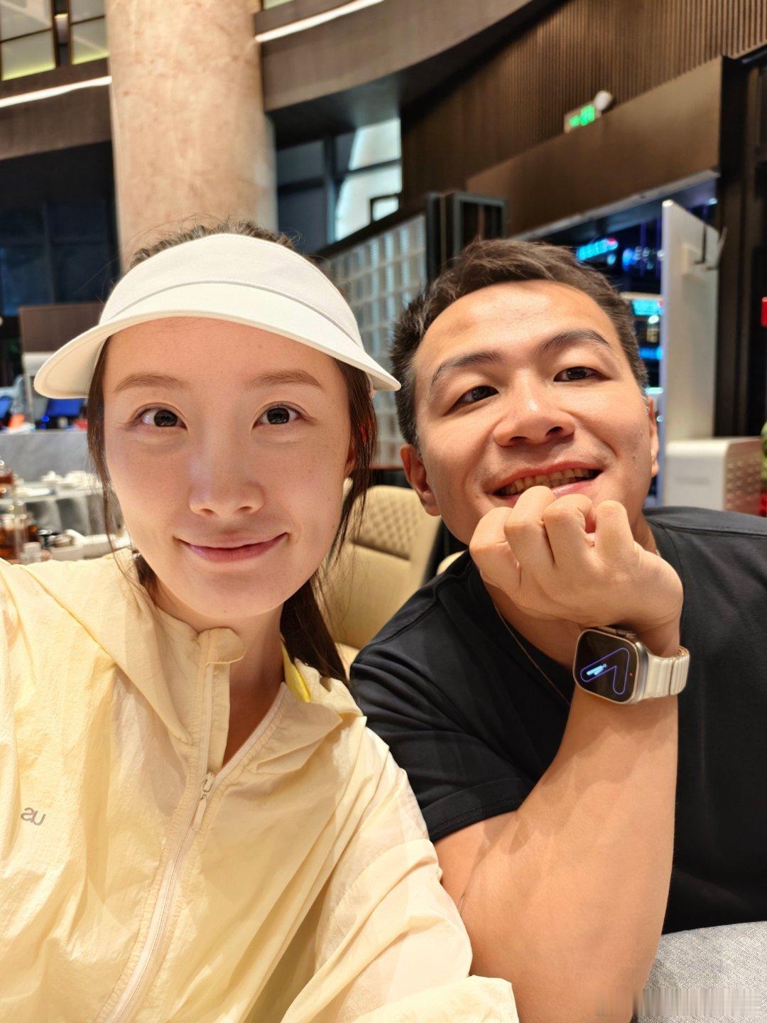 在深圳偶遇了好久都约不到的原来好朋友太忙见不到还可以全国偶遇友情续命全靠缘分[d