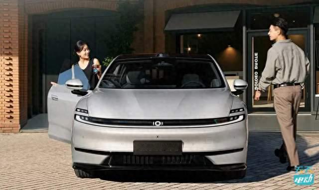 2027款启源A06上市，正面竞争比亚迪秦L、吉利银河A7