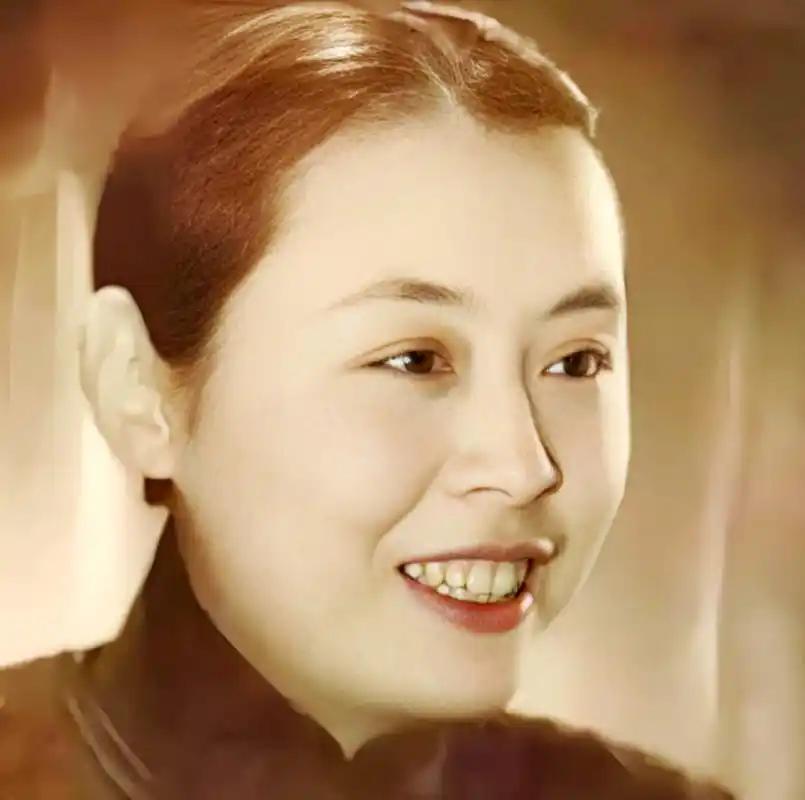 很深刻的一段话：“婚姻里过得痛苦的女人，都有一个共同点——太执着于向男人索取情绪