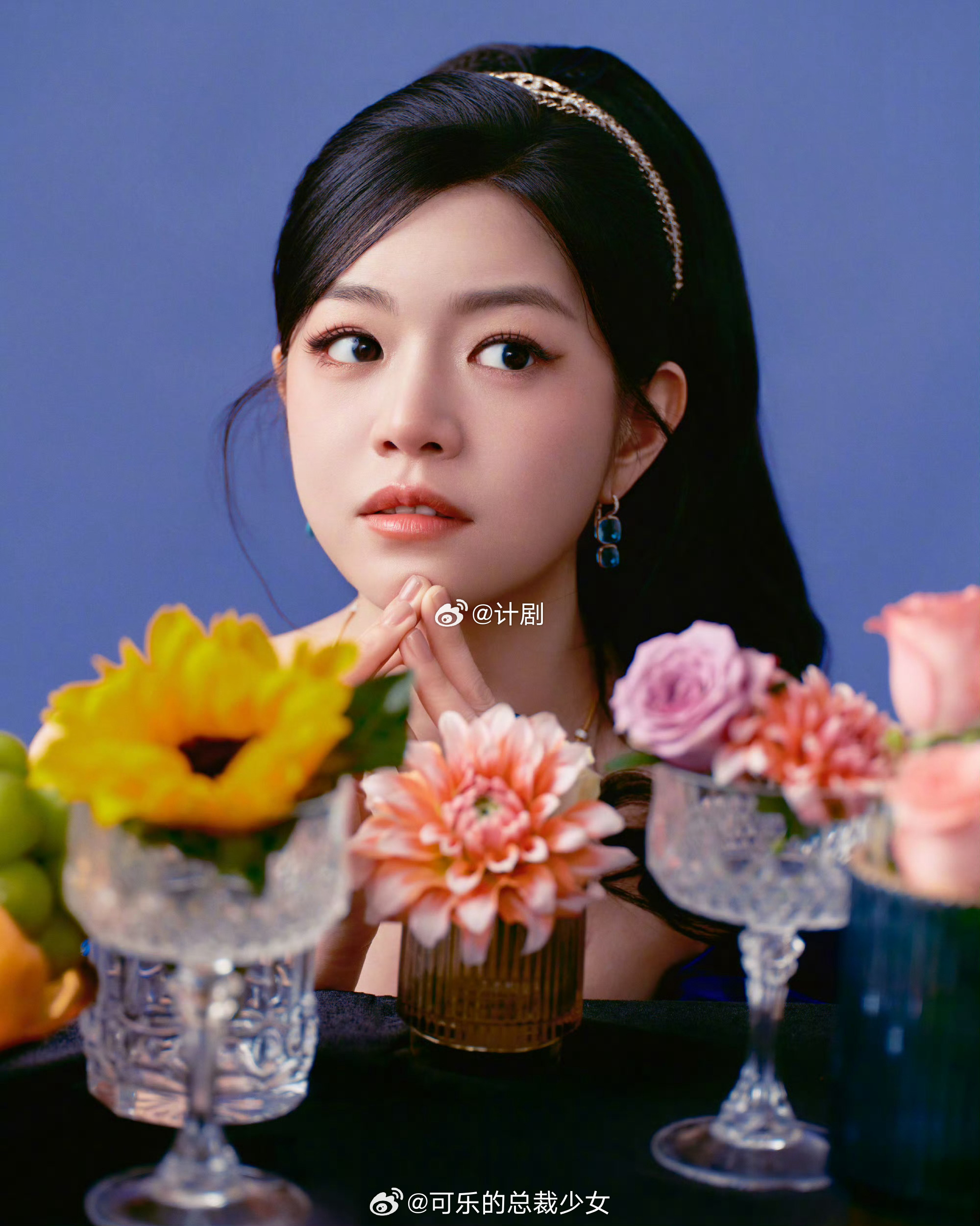 看得出她是公主陈妍希 她身上那种与生俱来的贵气感太独特了，不是靠衣服撑起来的是从