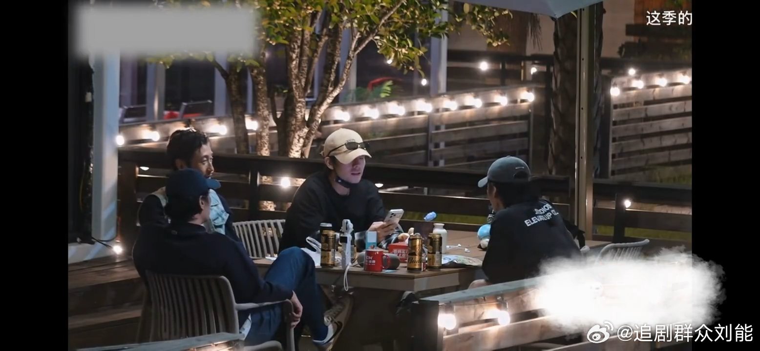 王赫野教曾辉温柔夹子音披荆斩棘玩归玩闹归闹，依旧可以看出王赫野对于声音细节的敏感