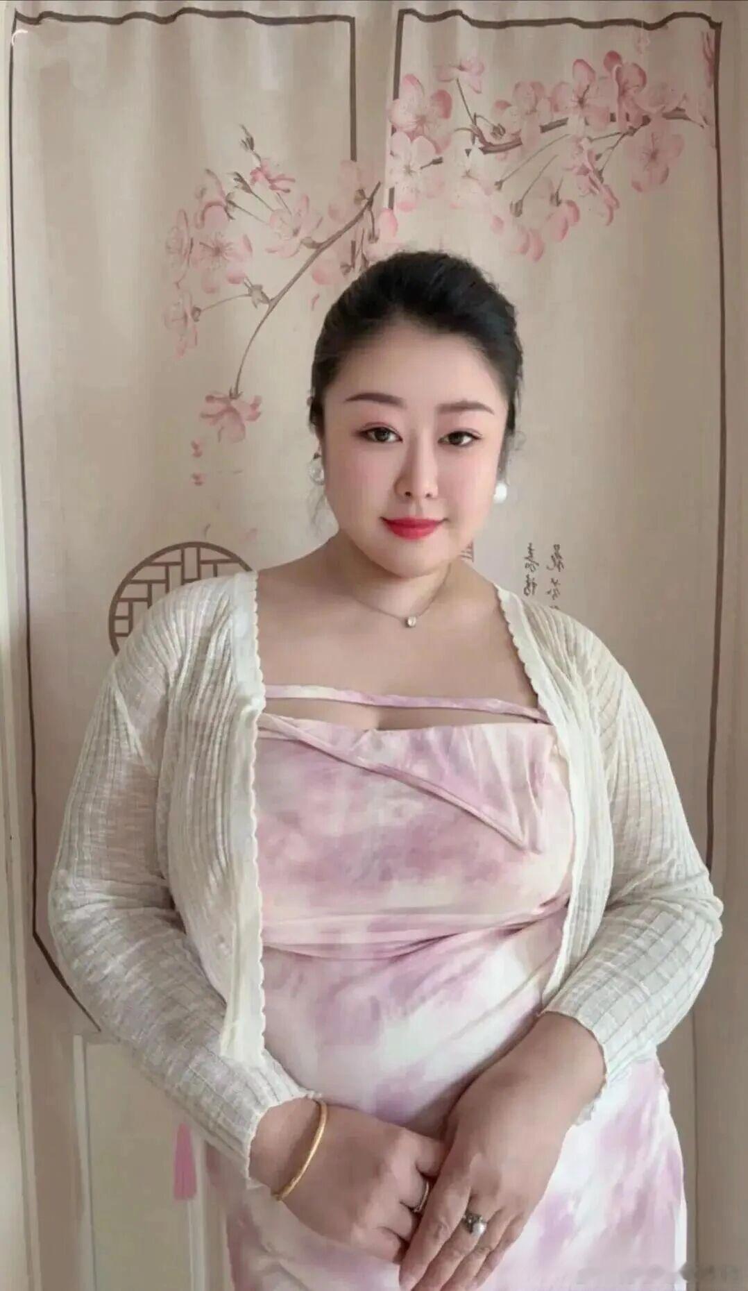 穿搭时尚穿搭今天穿什么ootd 大码穿搭风格更显富态 