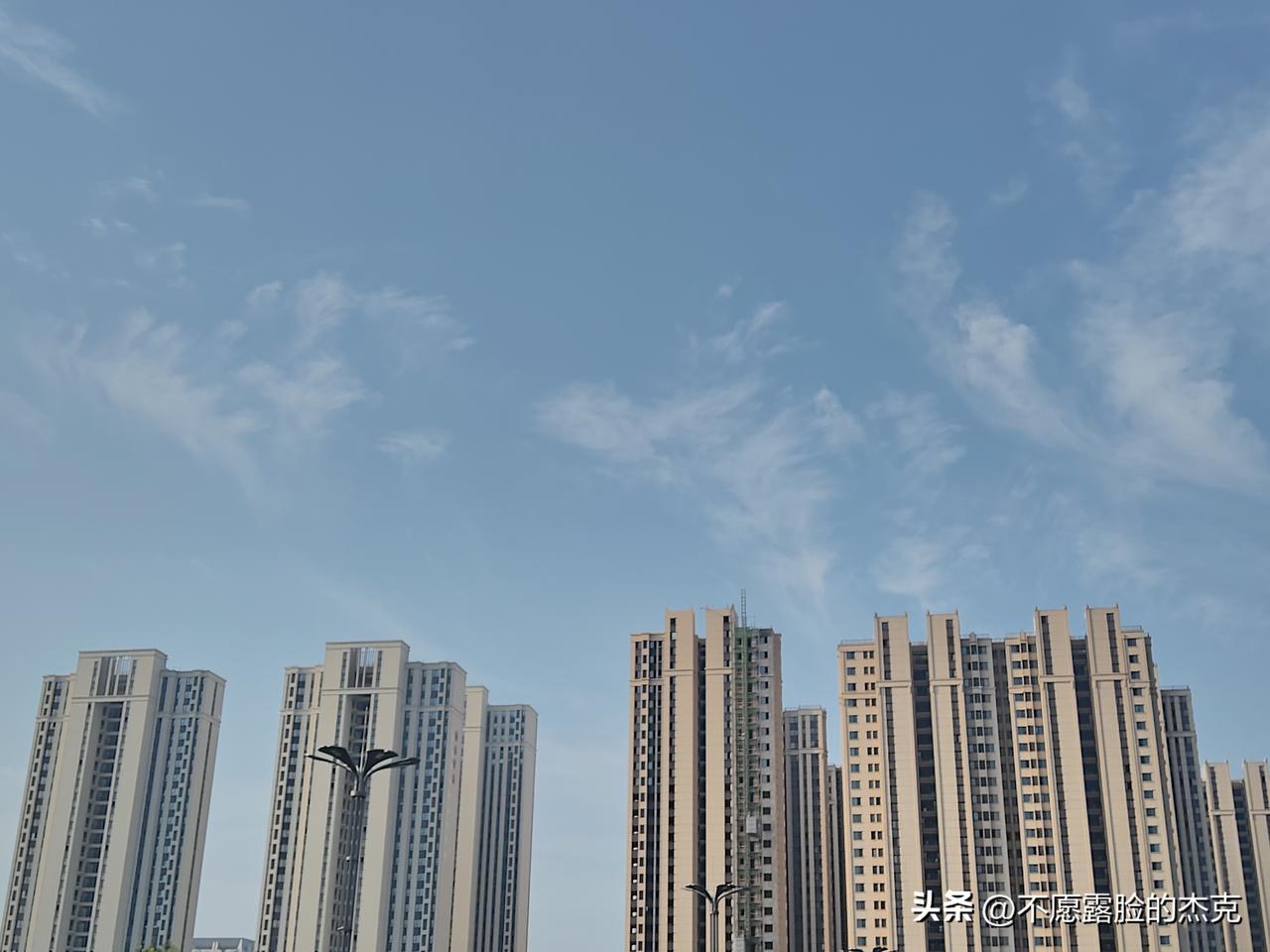 又是崭新的一天
一天好心情
读书
写作
助人
赚钱
投资
做长期主义者