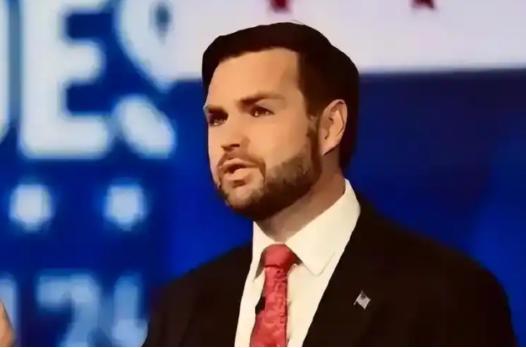 美国副总统万斯忍无可忍地发出警告：如果有一天中国在高科技领域超过了美国，那错不在