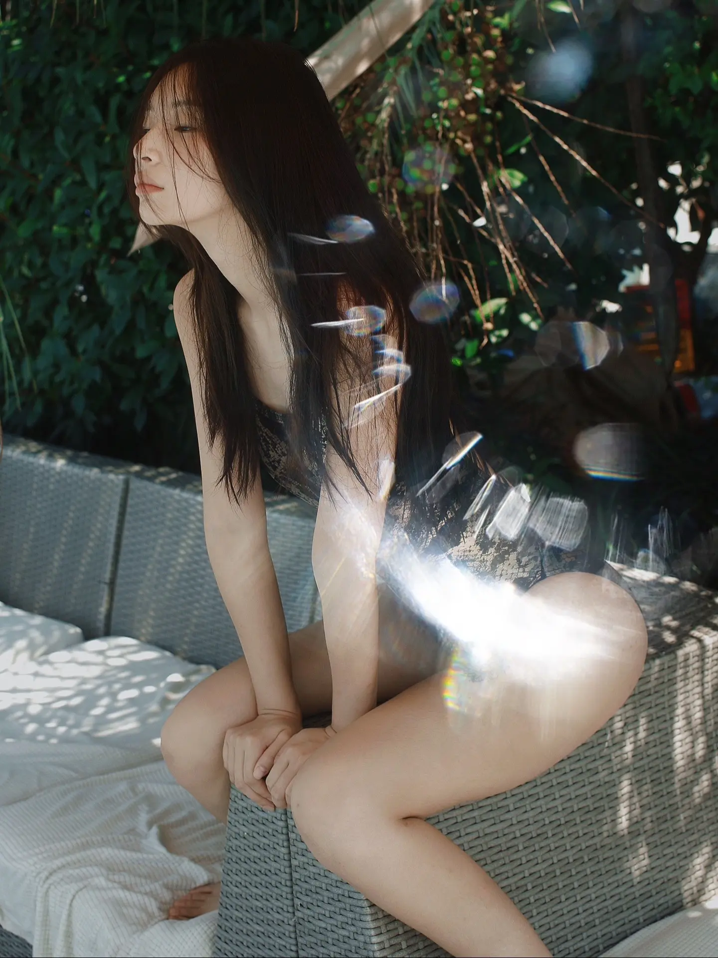 夏天。她说来到了 MODEL：李扯火