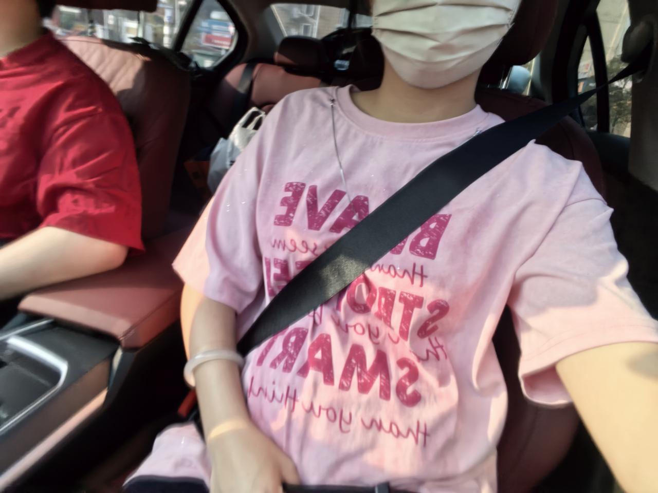 28周04年小孕妇晚上吃了两碗饭的碎碎念。
中午和帅哥一起打扫了房间。
扫地拖地