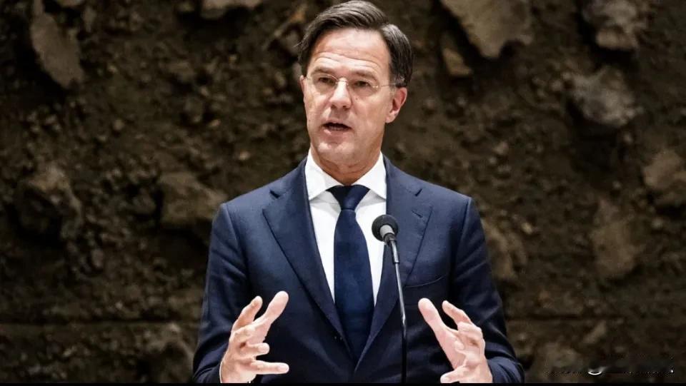 欧洲媒体称，坚决支持乌克兰的荷兰首相吕特，有可能成为北约新任秘书长，代替即将到期