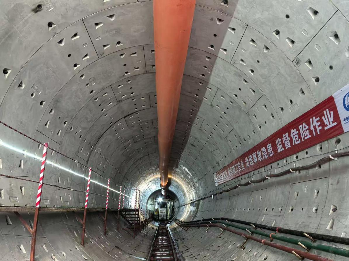 宁波通途西路地下5.4公里管廊主线顺利贯通 6月29日，宁波通途西路（广元大道—
