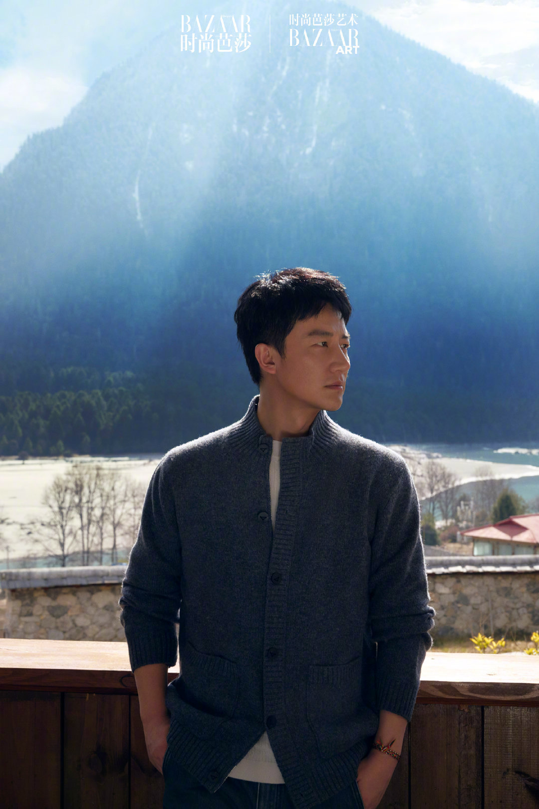 黄轩去拉萨晒黑了被拉萨的阳光狠狠偏爱！黄轩藏地大片氛围感拉满，肤色晒得更有故事感