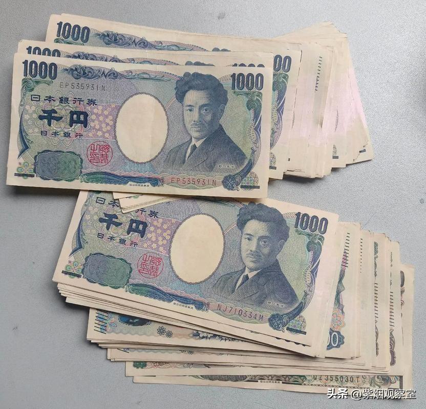 五年汇率大跌，日元疯狂贬值，日本右翼总想靠对外扩张转嫁经济危机
 
对比五年前和