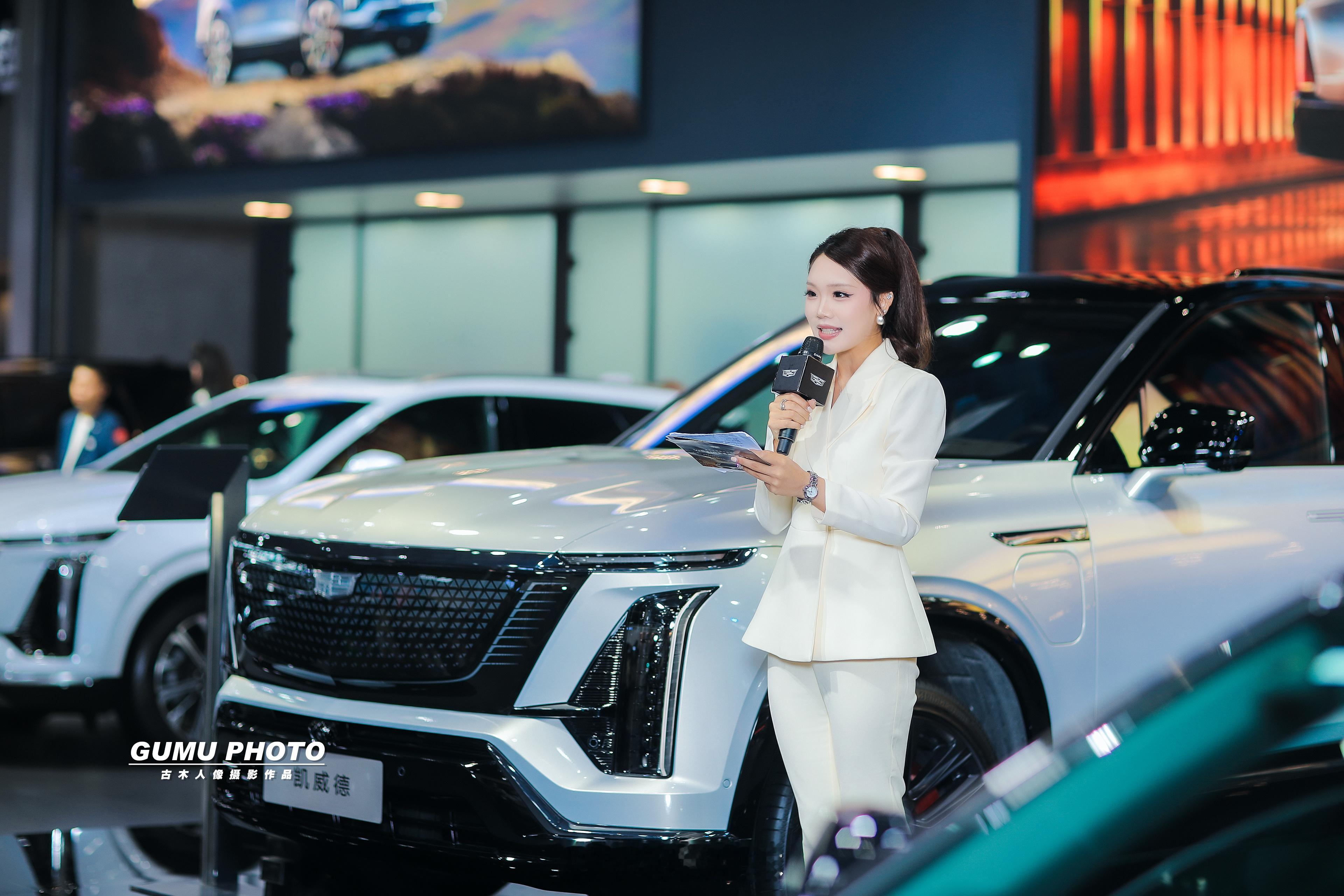 2026重庆车展凯迪拉克展台主持 2026重庆国际车展重庆国际车展 