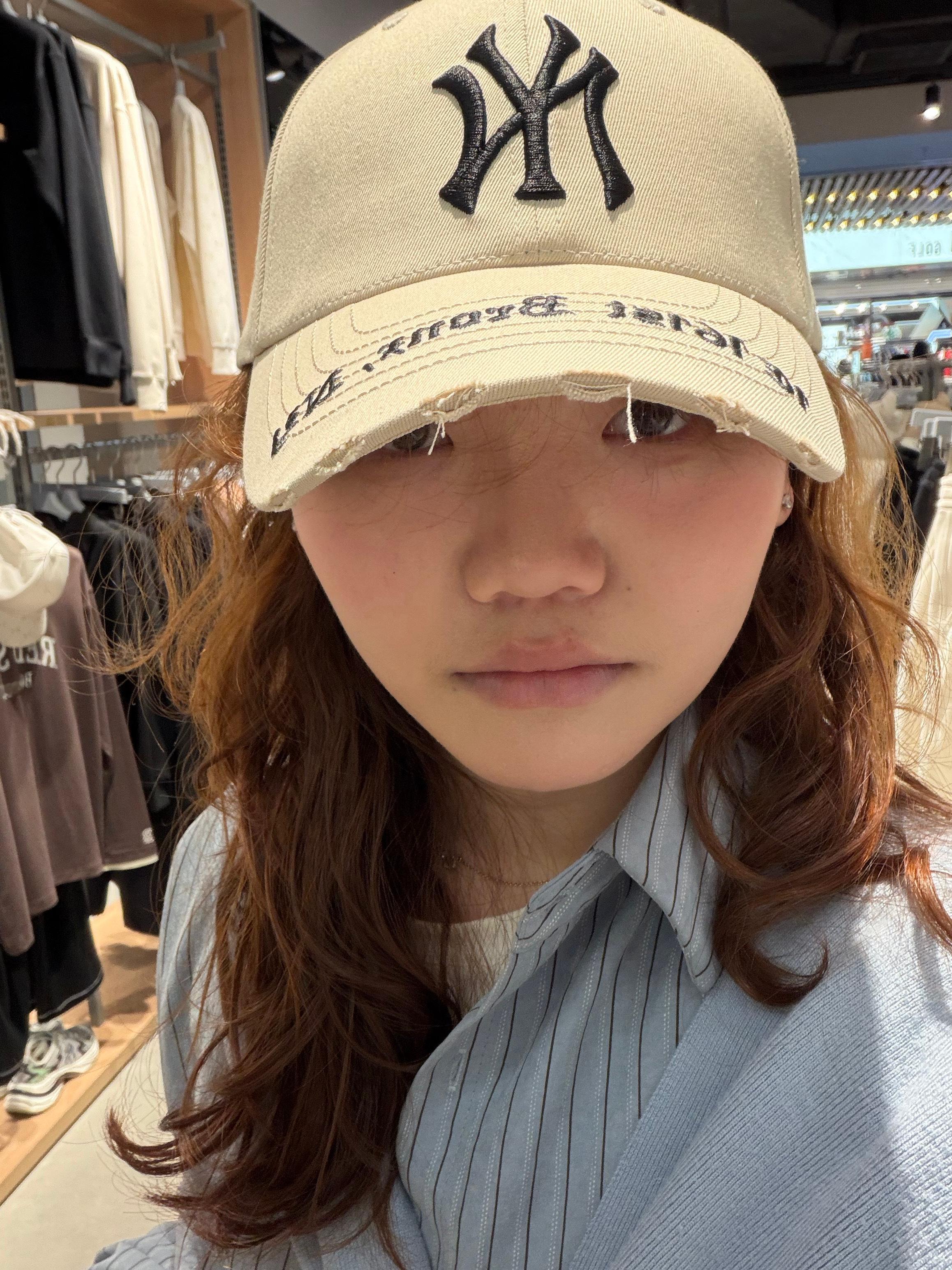 好热🥵也看见了著名的哥特式建筑！尊嘟很美！真的遍地都是靓仔🤵♂️ 